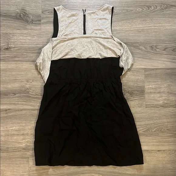 Splendid Gray and Black Skater Mini Skirt for Casual Occasions - Picture 5 of 6